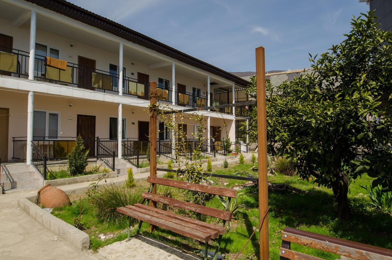 Mini Hotel Vavilon New Athos Exterior foto