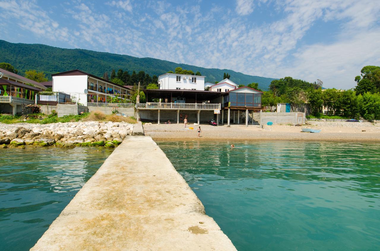 Mini Hotel Vavilon New Athos Exterior foto